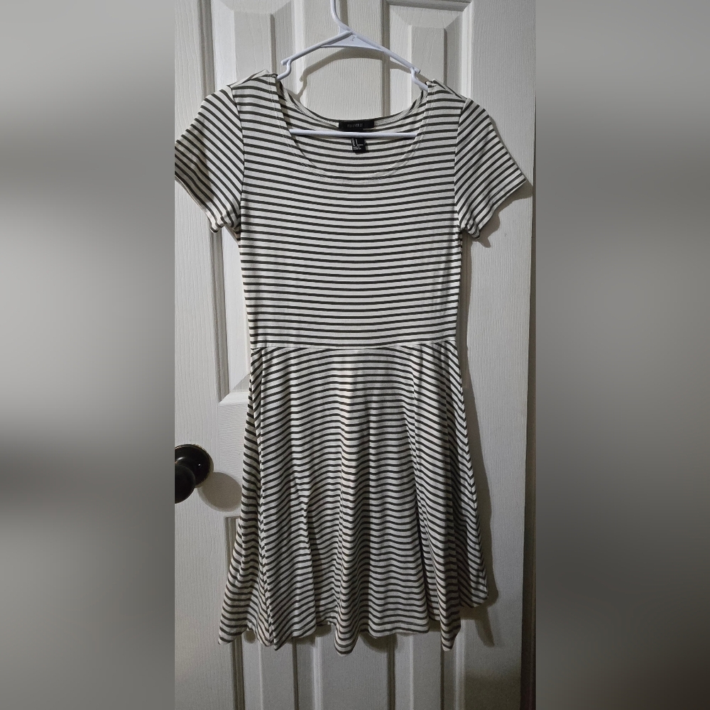 Women's S forever 21 stripped mini dress